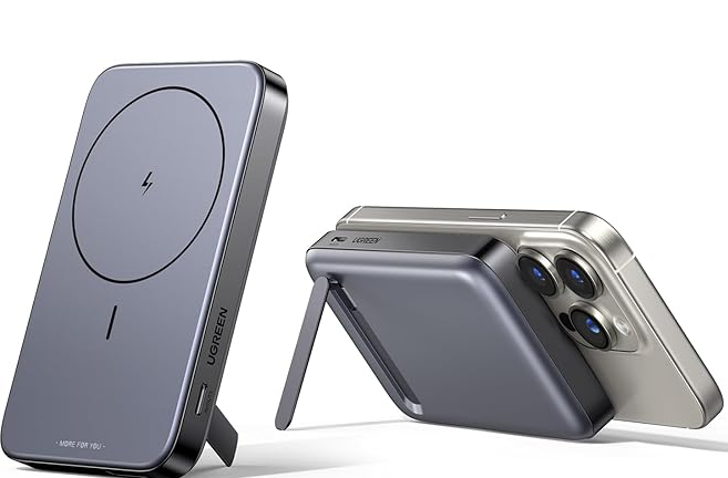 UGREEN PB206 10000mAh MIni Magnetic Wireless 20W Power Bank with holders